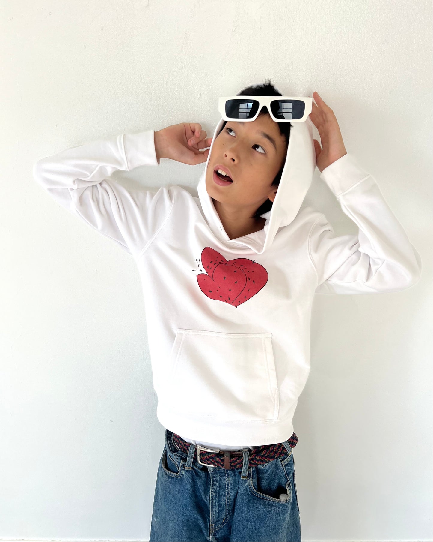 HEART HOODED SWEATSHIRT WHITE